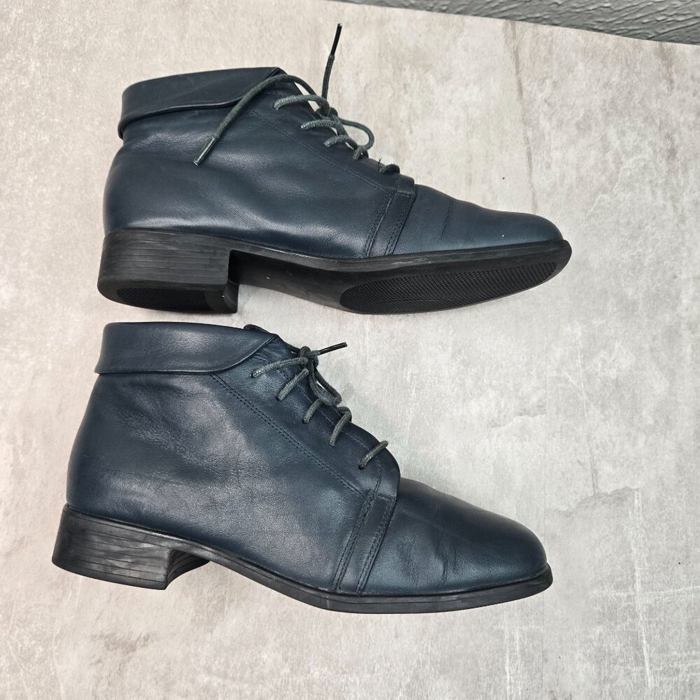 Vintage Square Toe Ankle Bootie Sz 6 Navy Blue Leather Retro Grunge Lace Up Boot - Picture 6 of 10